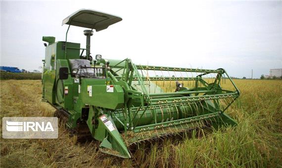 اولین برداشت مکانیزه برنج سال جاری در گیلان انجام شد