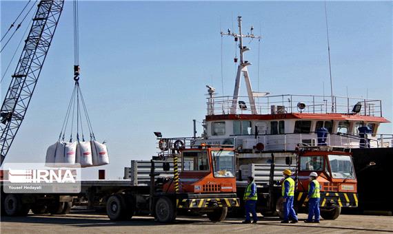 افزایش 30 درصدی پهلوگیری کشتی‌ها در بندر آستارا با وجود تحریم‌ها