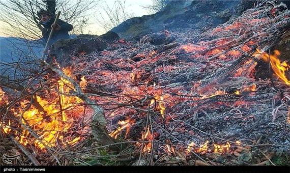آتش‌سوزی در جنگل‌ اشکورات گیلان (عکس)