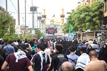 ورود خیل عظیمی از عاشقان اباعبدالله الحسین (ع) به کربلای معلی