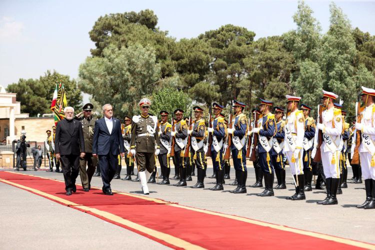 رئیس جمهور عازم ارمنستان شد