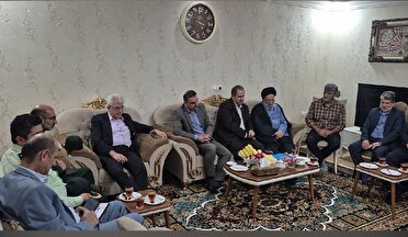 دیدار معاون استاندار با ۵ آزاده سرافراز رضوانشهری