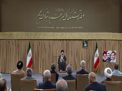 رهبر انقلاب: پیگیری موضوعات تا رسیدن به نتیجه، یکی از اولویت‌ها است