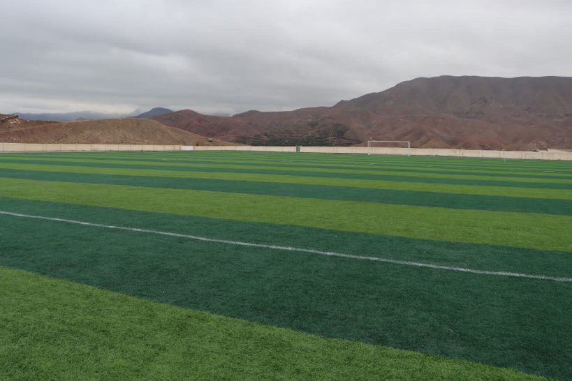 بهره برداری زمین ورزشی خیرساز در لوشان