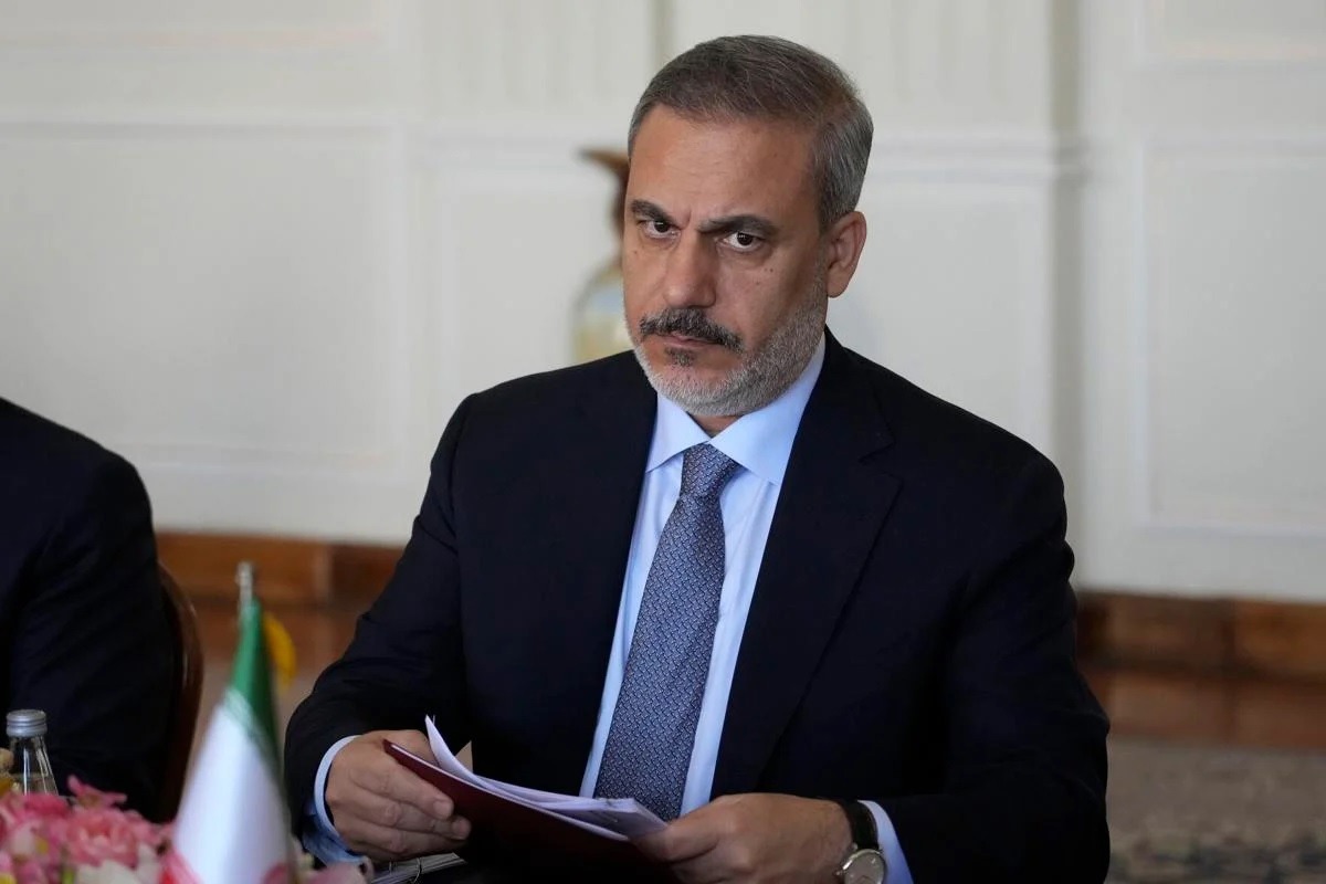 وزیر خارجه ترکیه: مذاکرات جاری میان تهران و واشنگتن احتمال مداخله نظامی را از میان برده است.