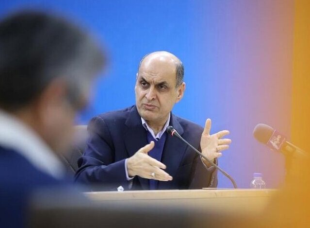 استاندار گیلان: استان‌های شمالی ۴۰ درصد تولید مرغ کشور را بر عهده دارند