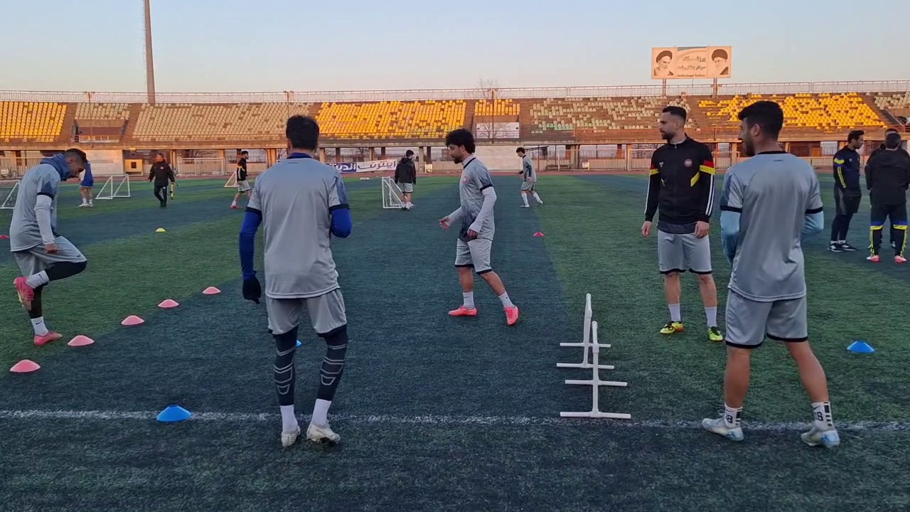 مصاف تیم‌های گیلانی مقابل حریفان