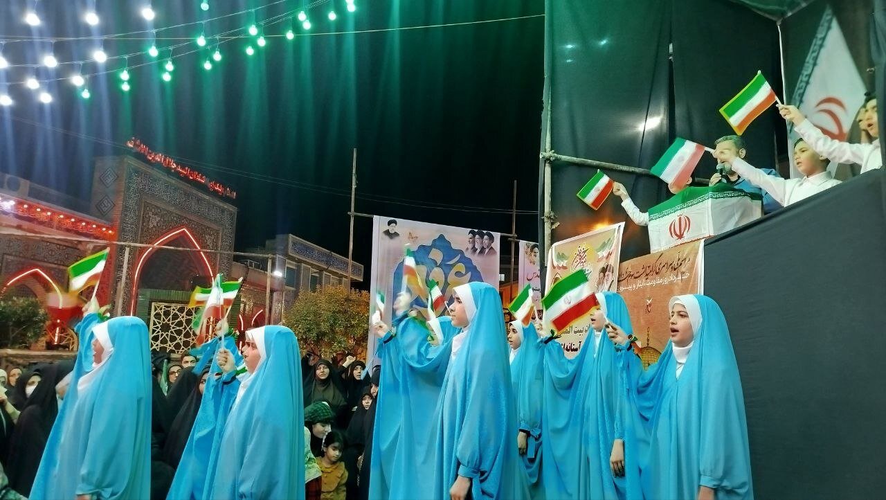رونمایی از نماهنگ «مدافعان خاک گیلانیم» در تجمع شبانه آستانه اشرفیه