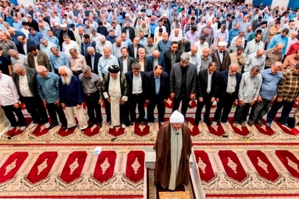 اقامه نماز عید سعید قربان به امامت نماینده ولی فقیه در گیلان