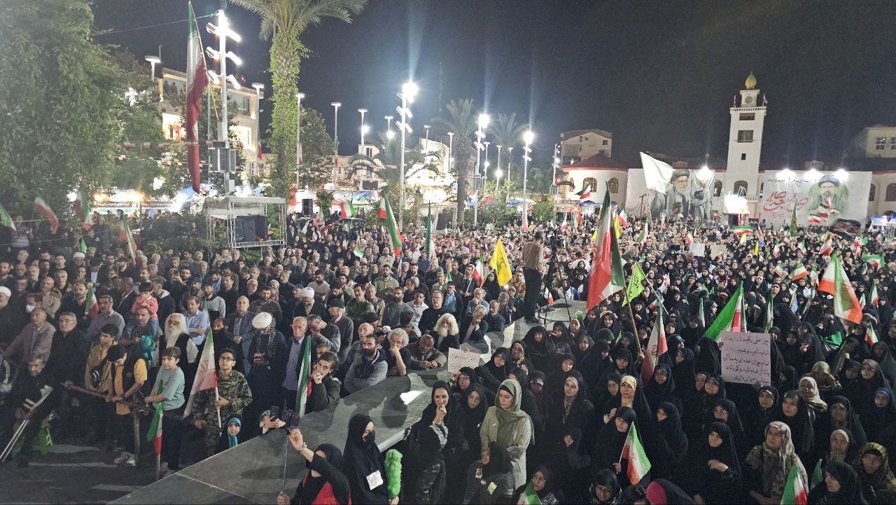 بانگ «الله اکبر» رشتوندان در شب هشتاد و هفتم تجمع