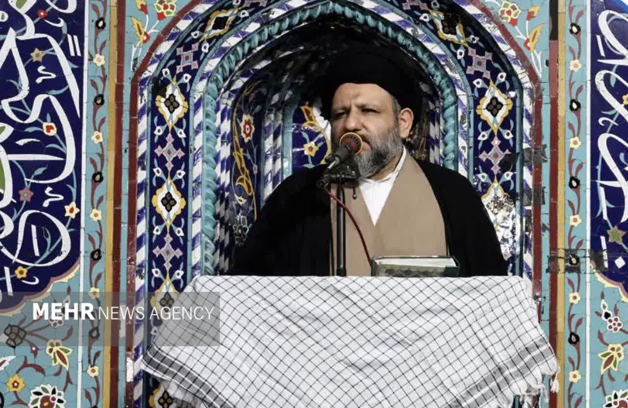 امام جمعه لاهیجان: انقلاب ما غدیری است