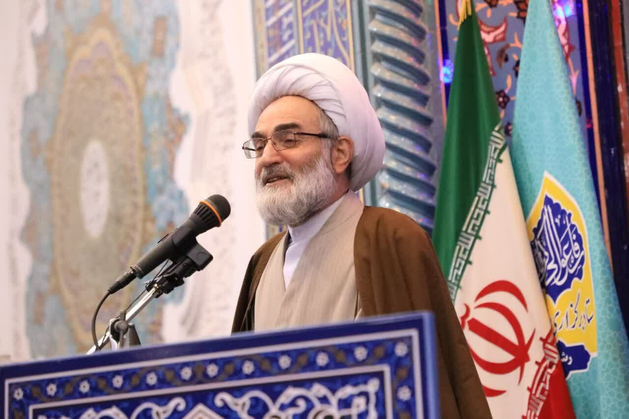 آیت الله فلاحتی: آمریکایی‌ ها از باز کردن تنگه هرمز نیز ناامید شده‌اند