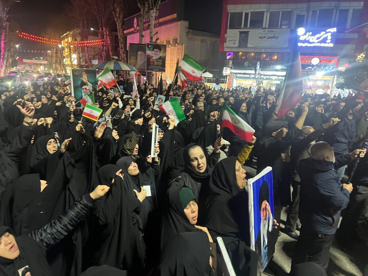 صدمین شب حضور رودسری ها در میدان؛ مردمی که خسته نمی‌شوند