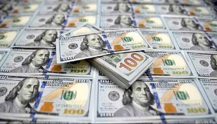 تابناک: نخستین محموله ۳ میلیارد دلاری وارد تهران شده است