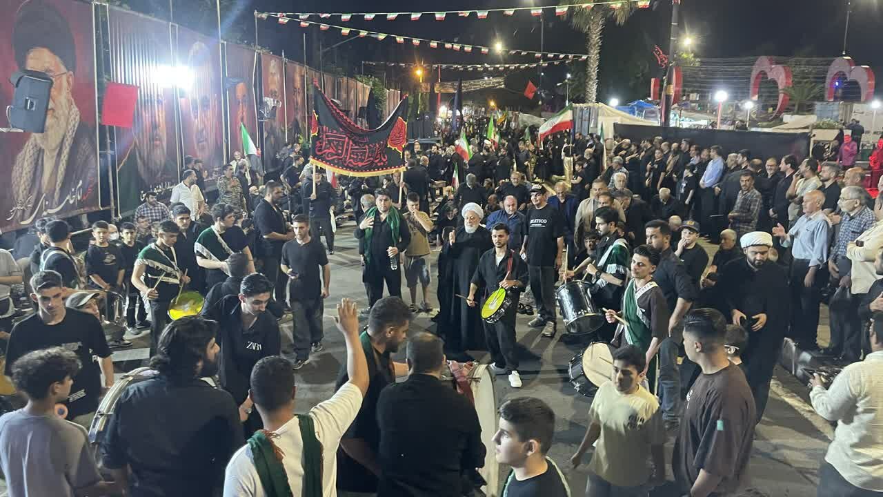 شور حسینی در اجتماع شبانه آستارایی ها
