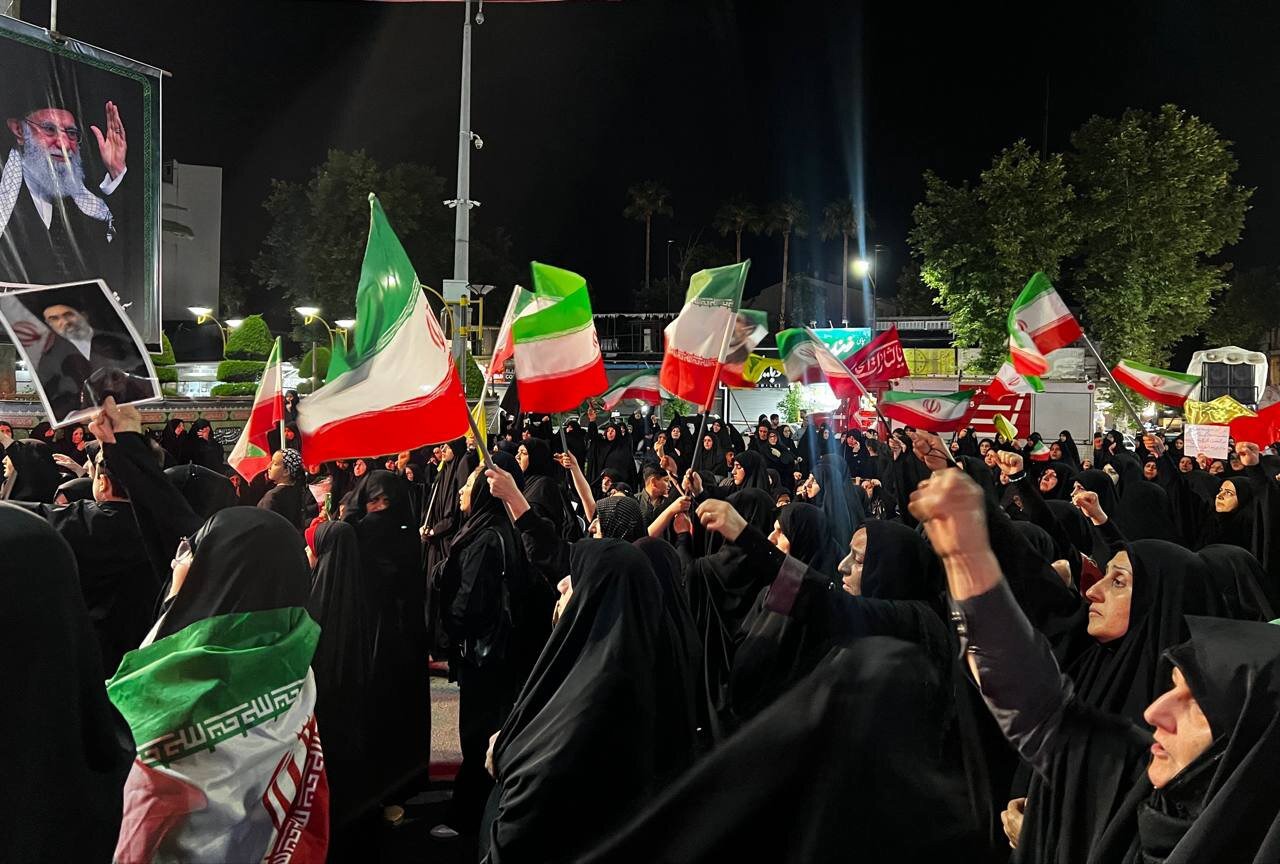یکصد و دهمین قرار شبانه فومنی ها در میدان