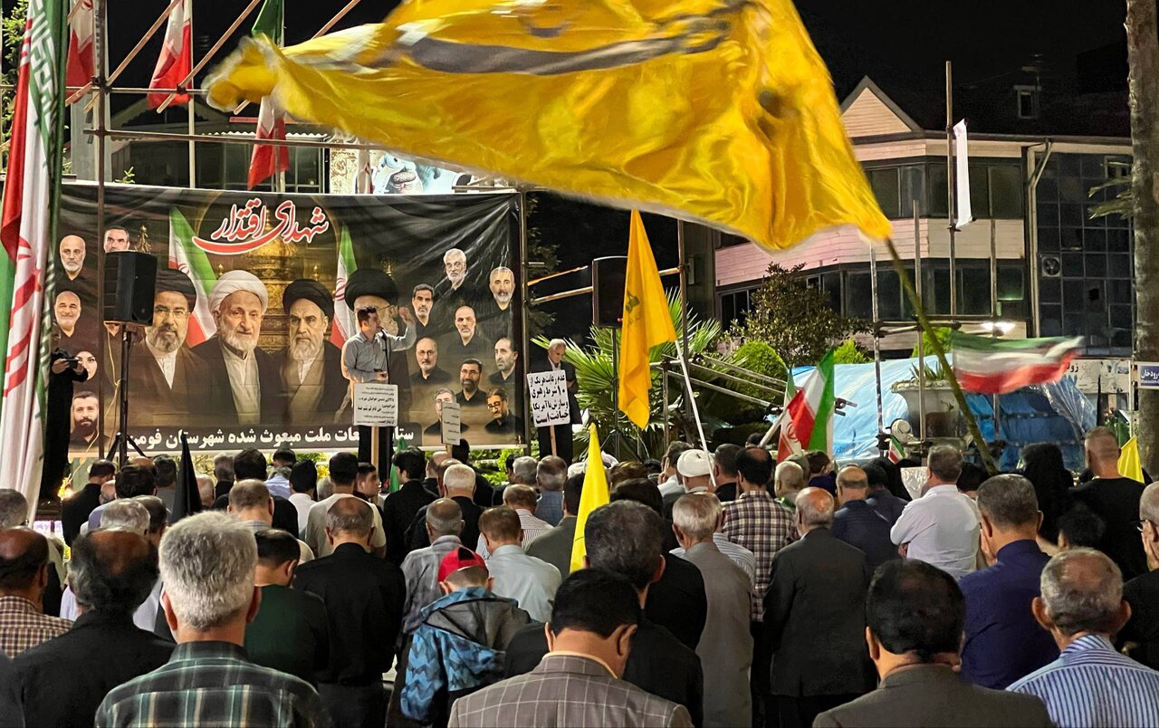 فریاد «فرمانده بده فرمان- حکم آنچه تو فرمایی» در میدان فومن