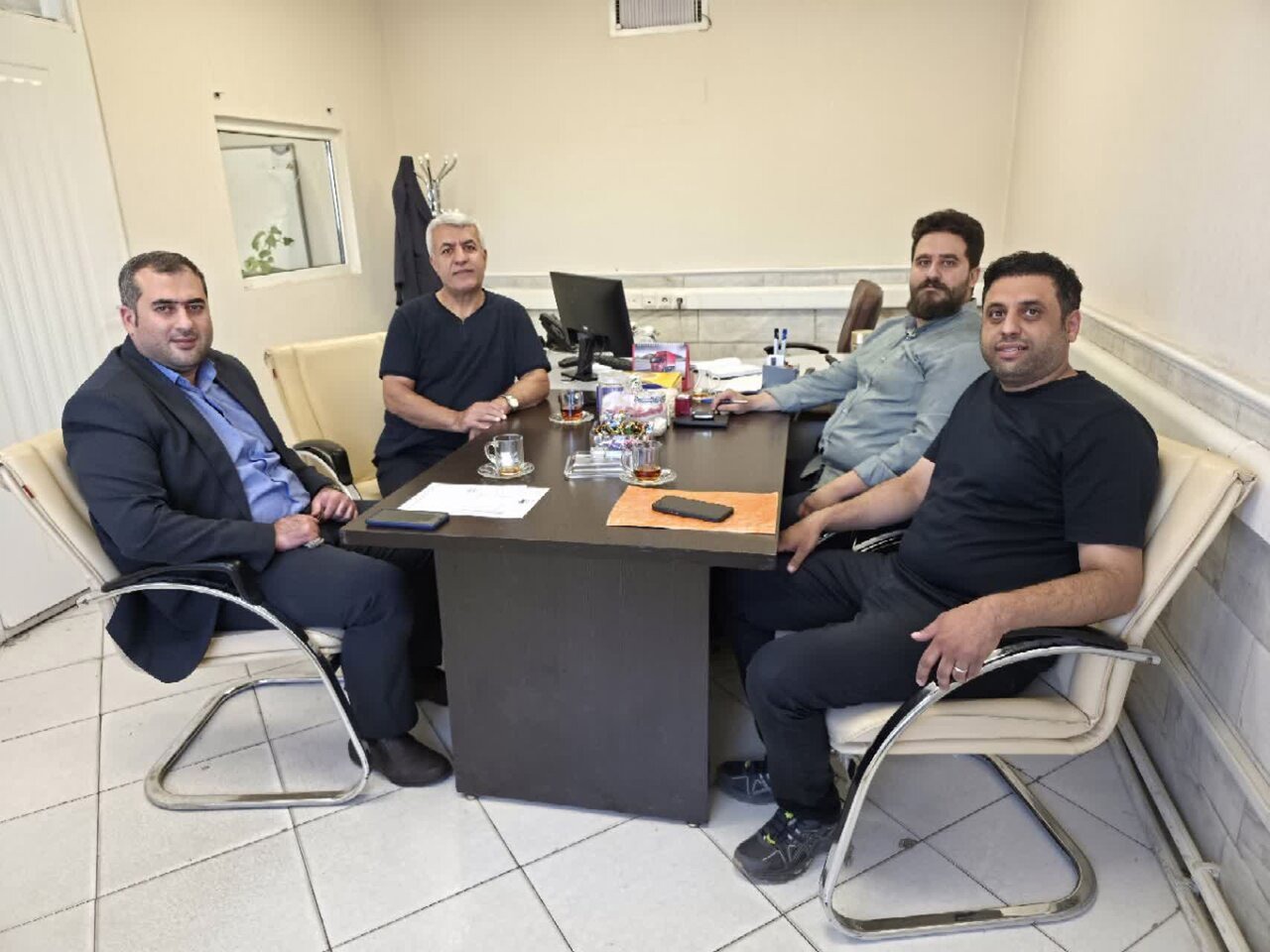 خرید یک دستگاه خودروی آتش‌نشانی جدید برای شهرداری رودبار نهایی شد
