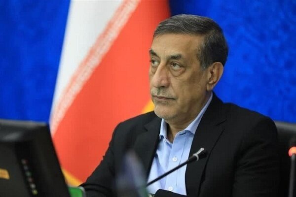 معاون اجرایی رئیس جمهور: تداوم روند فعلی توزیع بنزین امکان‌پذیر نیست