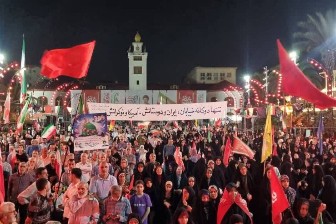 ۱۸۵ شب ایستادگی رشتی‌ها در میدان خونخواهی امام شهید