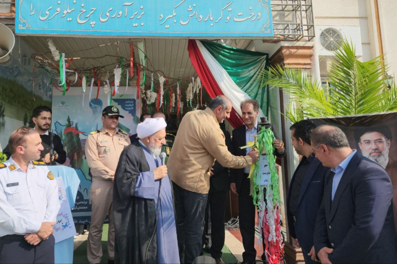 «زنگ مهر» در مدارس آستارا نواخته شد