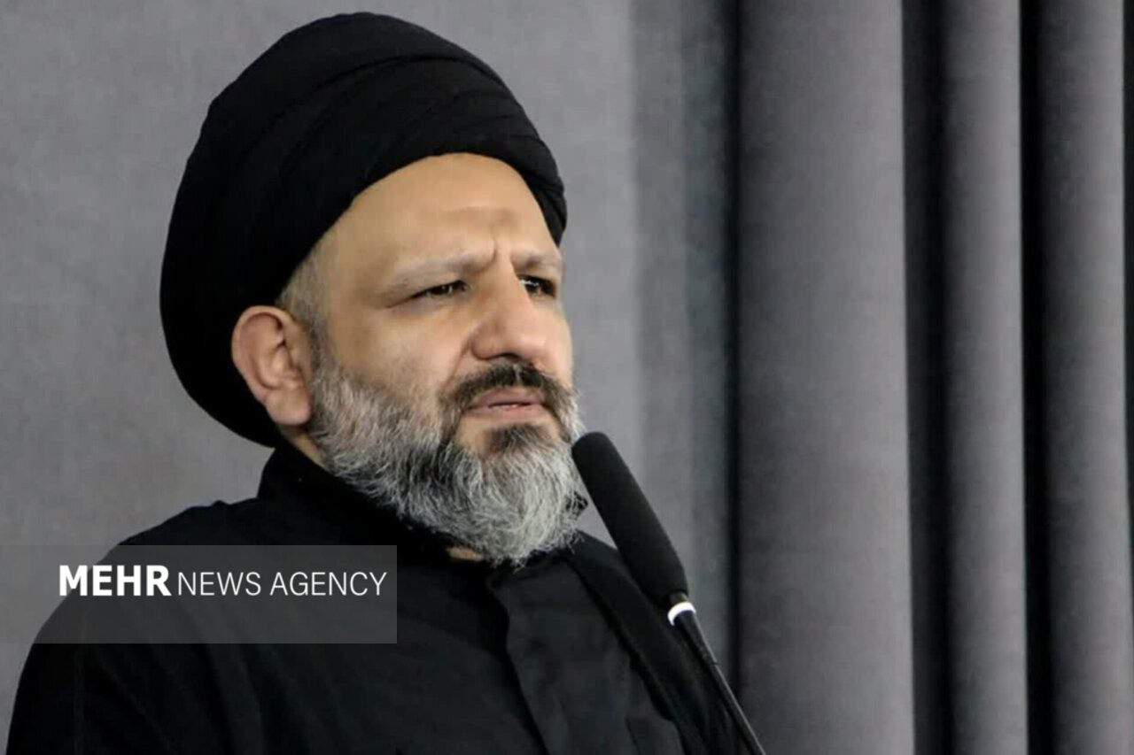 امام جمعه لاهیجان: هوشیاری در برابر جنگ روانی دشمن ضروری است