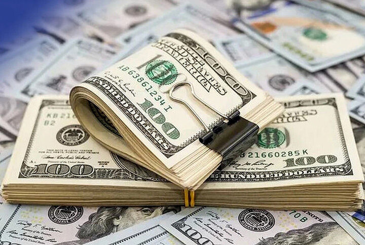 نرخ ارز قیمت طلا را بالا برد؛ دلار به میانه کانال ۲۷۲ هزار تومان رسید
