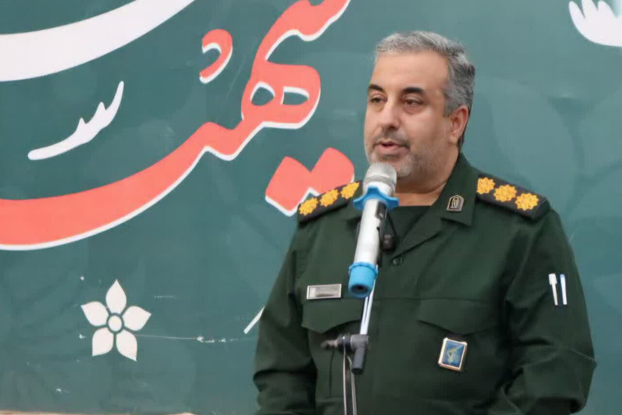 سرهنگ پارسا: خودباوری و عزت‌نفس نخستین درس مکتب فاطمی است